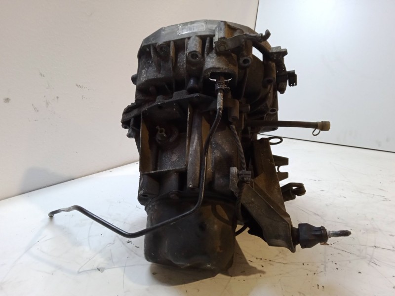 Recambio de caja de cambios manual 5 velocidades para renault scénic ii (jm0/1_) 1.6 (jm0c, jm0j, jm1b) referencia OEM IAM 82002