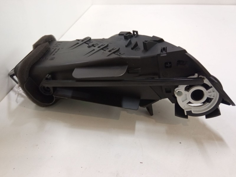 Recambio de aireador central derecho para opel zafira tourer c (p12) 1.6 cdti (75) referencia OEM IAM 13427382  