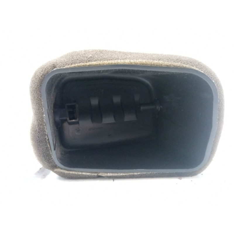 Recambio de aireador central derecho para opel astra j (p10) 2.0 cdti (68) referencia OEM IAM 13303921  