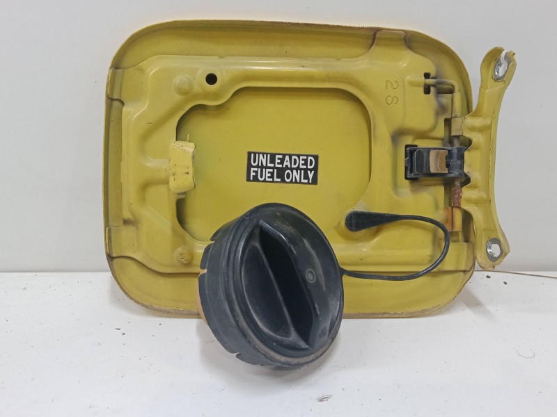 Recambio de tapa exterior combustible para toyota celica coupé (_t23_) 1.8 16v vt-i (zzt230_) referencia OEM IAM   