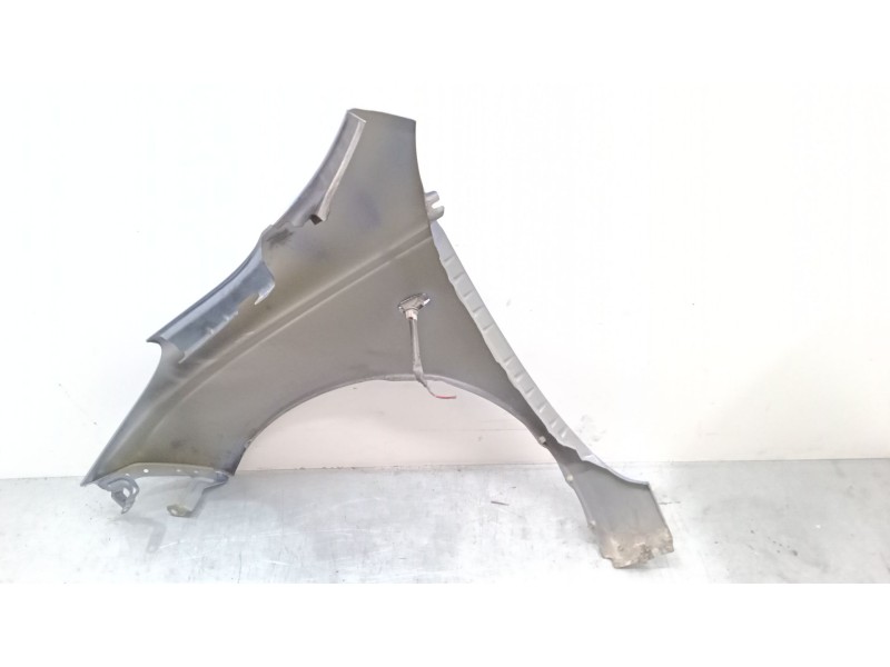 Recambio de aleta delantera derecha para nissan micra iii (k12) 160 sr referencia OEM IAM   