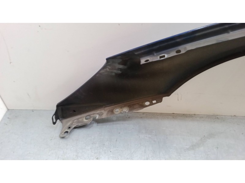 Recambio de aleta delantera derecha para peugeot 407 (6d_) 2.0 16v (6drfjc, 6drfje, 6drfjf) referencia OEM IAM   