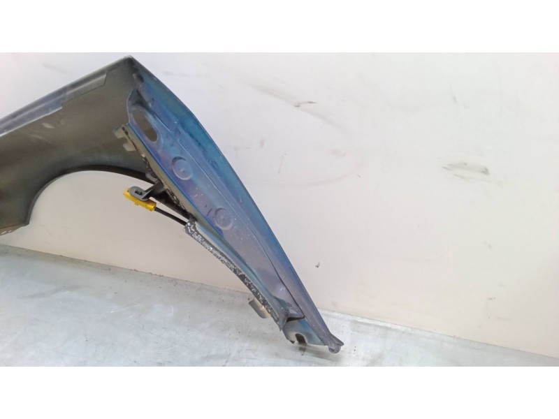 Recambio de aleta delantera derecha para peugeot 407 (6d_) 2.0 16v (6drfjc, 6drfje, 6drfjf) referencia OEM IAM   