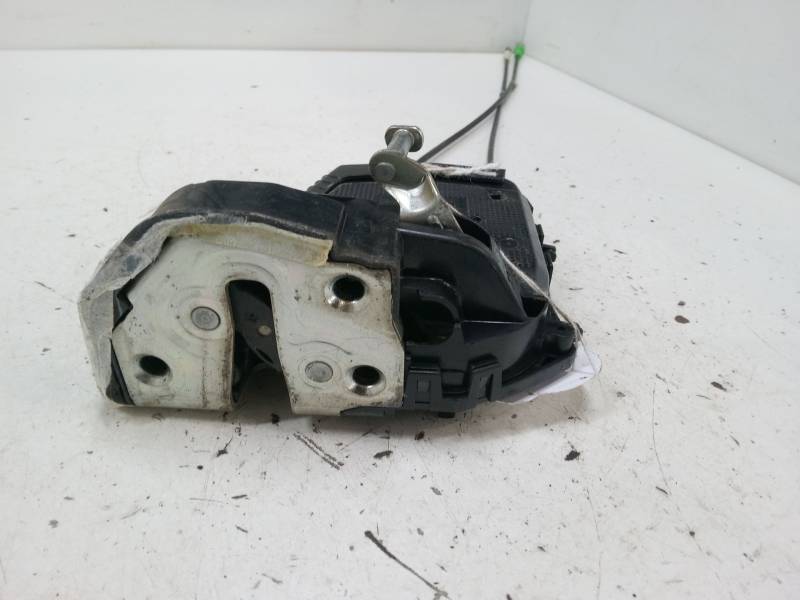 CERRADURA PUERTA TRASERA DERECHA 