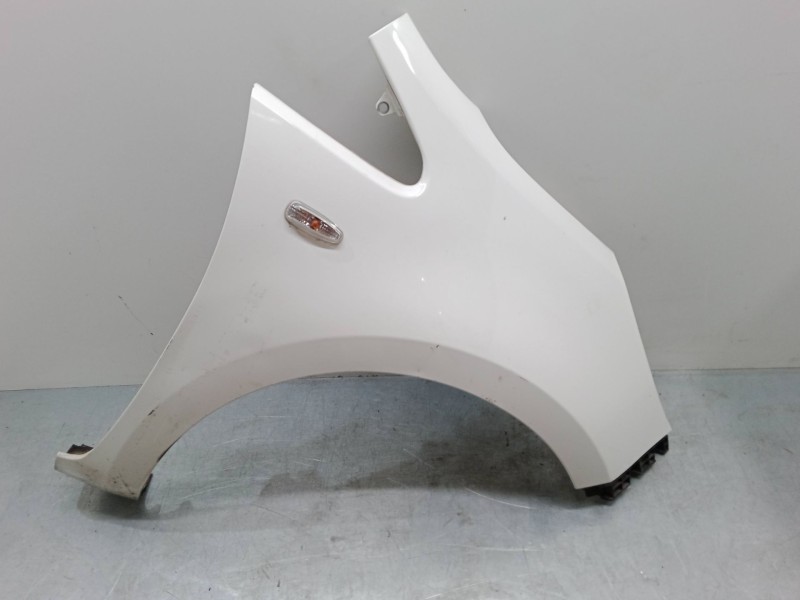 Recambio de aleta delantera derecha para kia rio iii (ub) 1.1 crdi referencia OEM IAM   