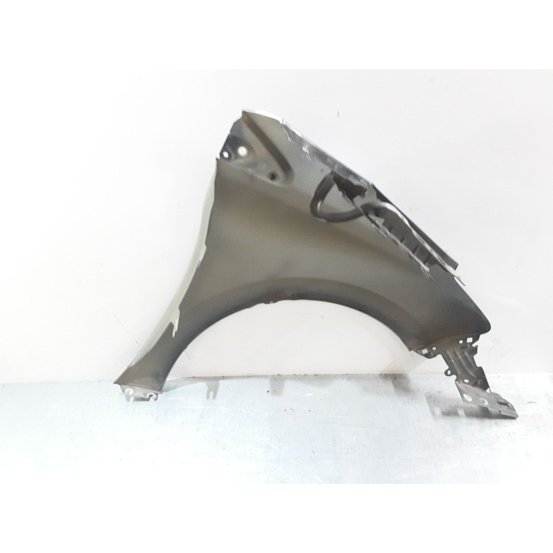 Recambio de aleta delantera izquierda para peugeot 208 i (ca_, cc_) 1.6 hdi / bluehdi 75 referencia OEM IAM   