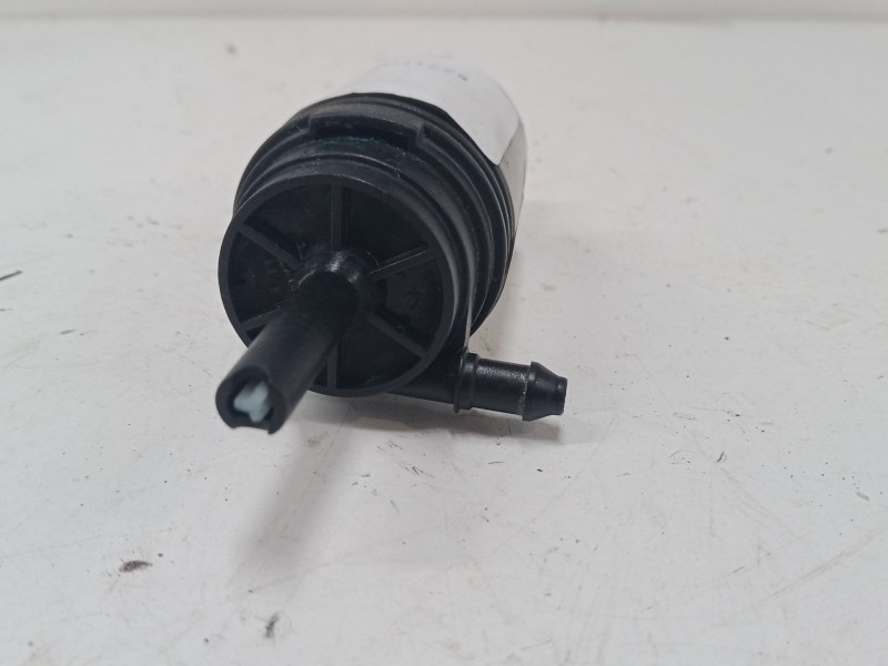 Recambio de bomba limpiaparabrisas para bmw 3 (e90) 320 i referencia OEM IAM   