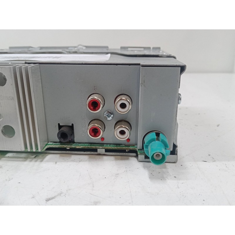 Recambio de radio bt para toyota celica coupé (_t23_) 1.8 16v vt-i (zzt230_) referencia OEM IAM yj115001  