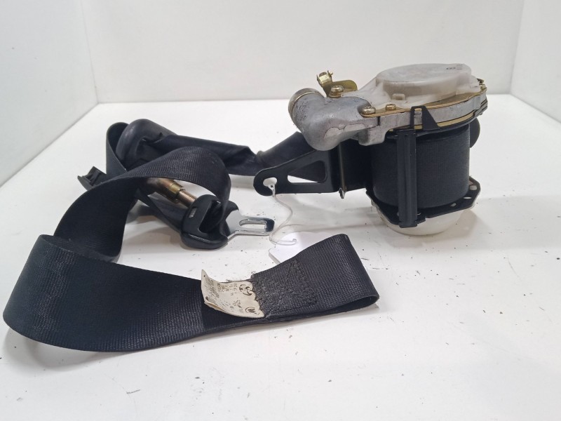 Recambio de cinturon seguridad delantero izquierdo para toyota celica coupé (_t23_) 1.8 16v vt-i (zzt230_) referencia OEM IAM   