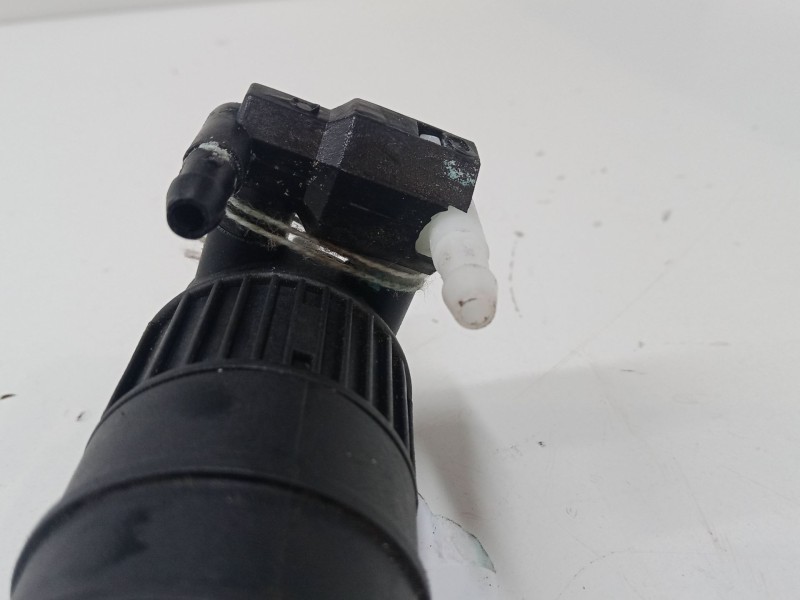 Recambio de bomba limpiaparabrisas para renault twingo i (c06_) 1.2 16v (c06c, c06d, c06k) referencia OEM IAM   