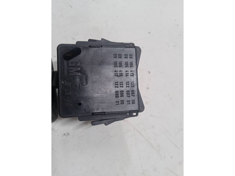 Recambio de mando limpiaparabrisas para opel corsa c (x01) 1.2 (f08, f68) referencia OEM IAM 12268700  09185413