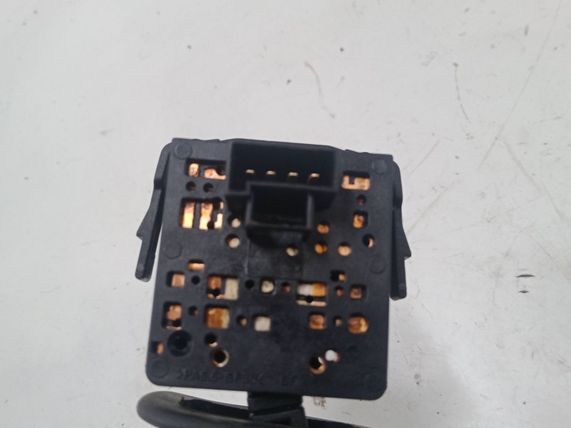 Recambio de mando limpiaparabrisas para opel corsa c (x01) 1.2 (f08, f68) referencia OEM IAM 12268700  09185413