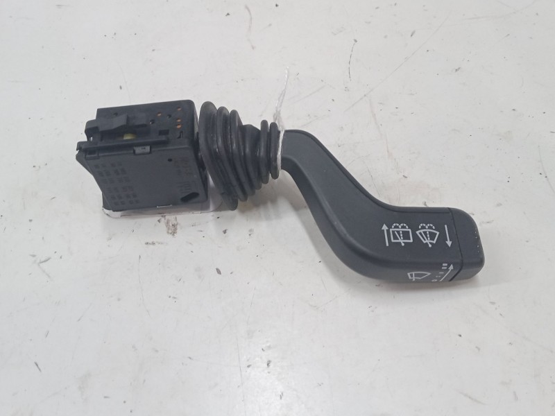 Recambio de mando limpiaparabrisas para opel corsa c (x01) 1.2 (f08, f68) referencia OEM IAM 12268700  09185413