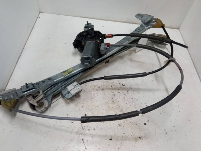 ELEVALUNAS ELECTRICO DELANTERO DERECHO 