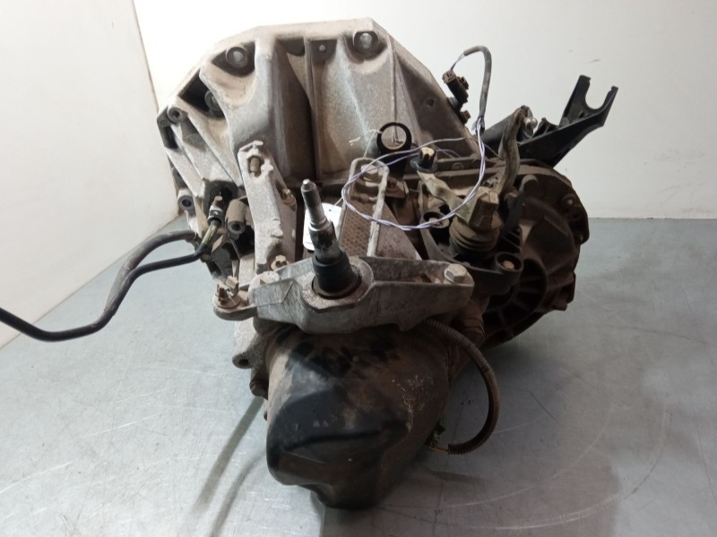 Recambio de caja de cambios manual 5 velocidades para renault clio iii grandtour (kr0/1_) 1.5 dci (kr0f) referencia OEM IAM   