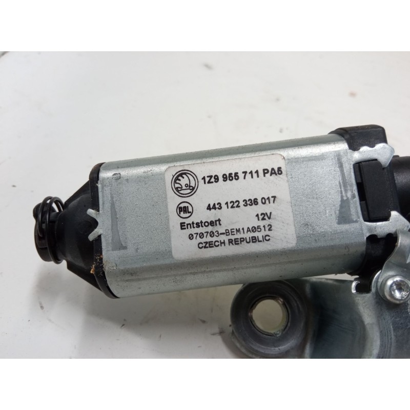 Recambio de motor limpia trasero para skoda octavia ii combi (1z5) 2.0 tdi 16v referencia OEM IAM 1Z9955711  