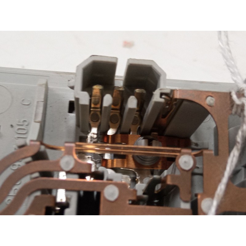 Recambio de luz interior delantera para skoda octavia ii combi (1z5) 2.0 tdi 16v referencia OEM IAM   