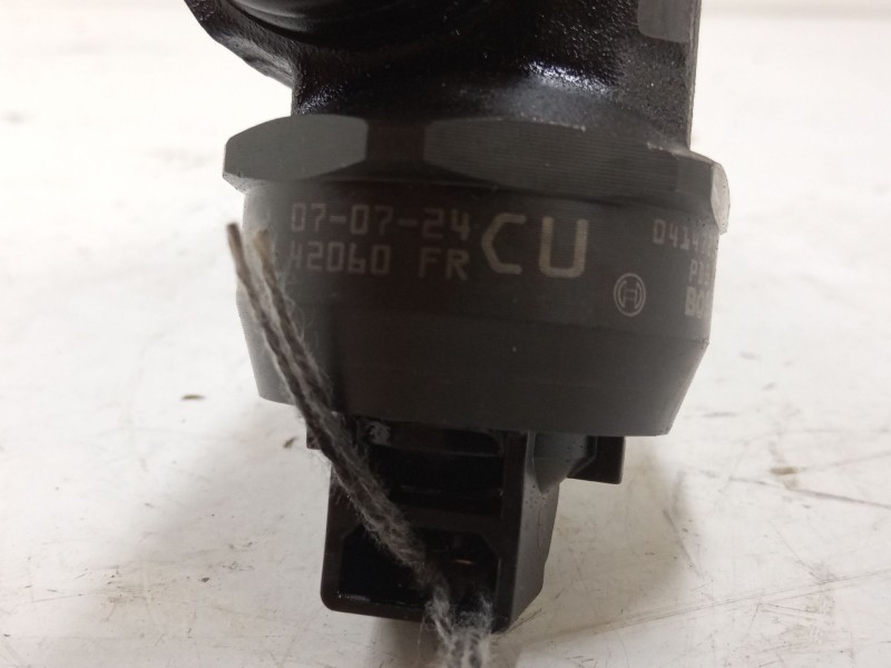 Recambio de inyector para skoda octavia ii combi (1z5) 2.0 tdi 16v referencia OEM IAM 038130073BQ  