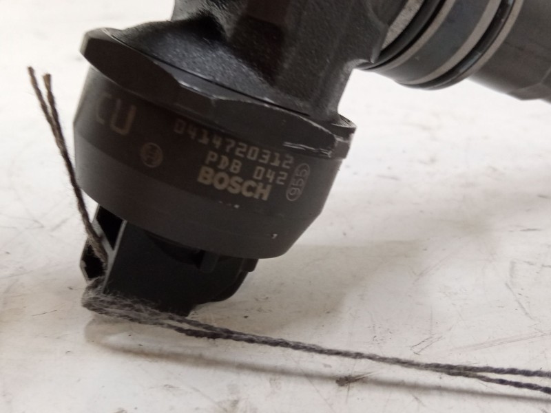 Recambio de inyector para skoda octavia ii combi (1z5) 2.0 tdi 16v referencia OEM IAM 038130073BQ  