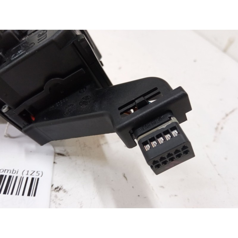 Recambio de mando de intermitencia para skoda octavia ii combi (1z5) 2.0 tdi 16v referencia OEM IAM 1K0953513F  