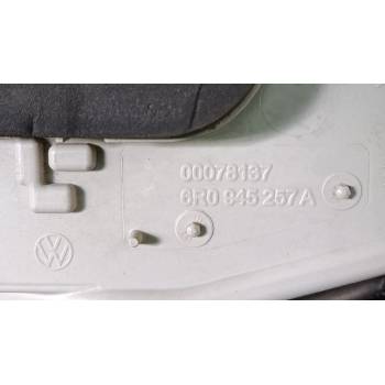 PILOTO TRASERO IZQUIERDO 6R0945095 6R094511 