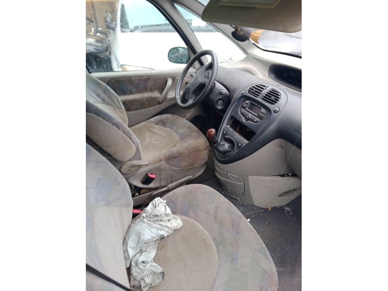 citroën xsara picasso (n68) del año 2001