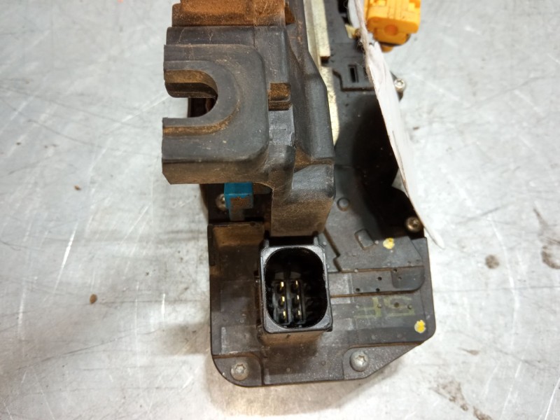 Recambio de cerradura puerta trasera derecha para opel antara a (l07) 2.0 cdti referencia OEM IAM 94551345  