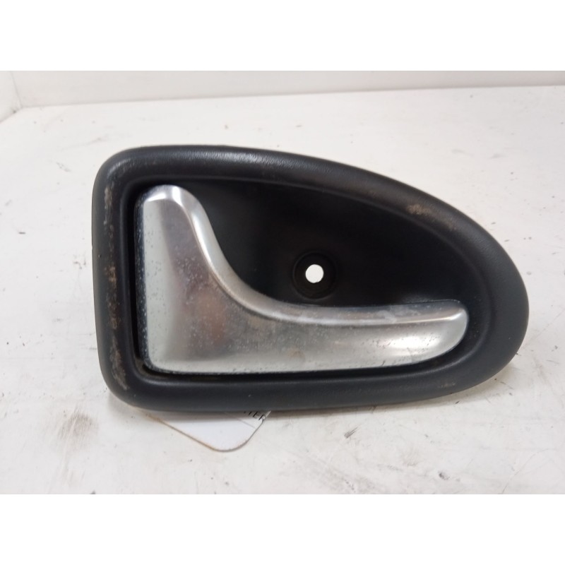 Recambio de maneta interior puerta delantera izquierda para renault megane i (ba0/1_) 1.9 dti (ba1u) referencia OEM IAM   
