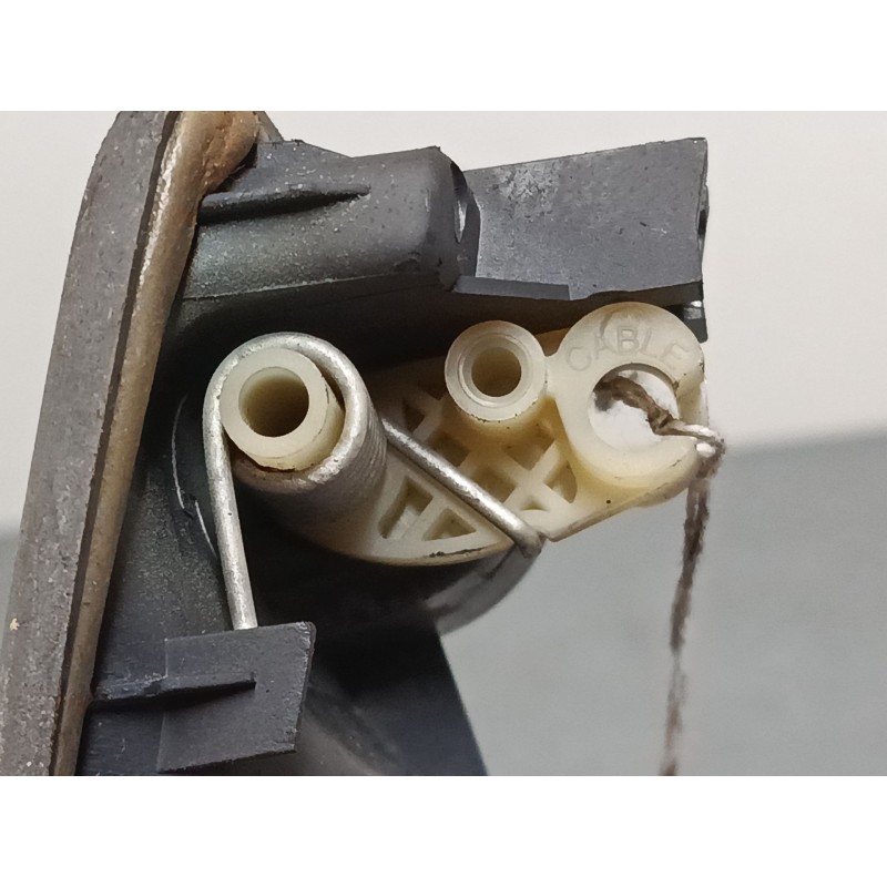 Recambio de maneta interior delantera izquierda para renault scénic i monospace (ja0/1_, fa0_) 1.9 dti (ja1u) referencia OEM IAM