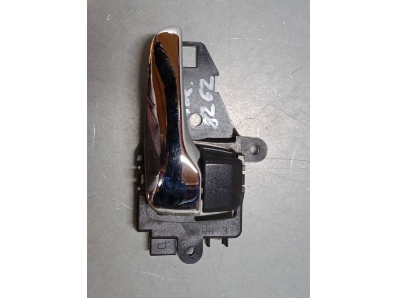Recambio de maneta interior puerta trasera derecha para mitsubishi lancer viii (cy_a, cz_a) 1.5 referencia OEM IAM   