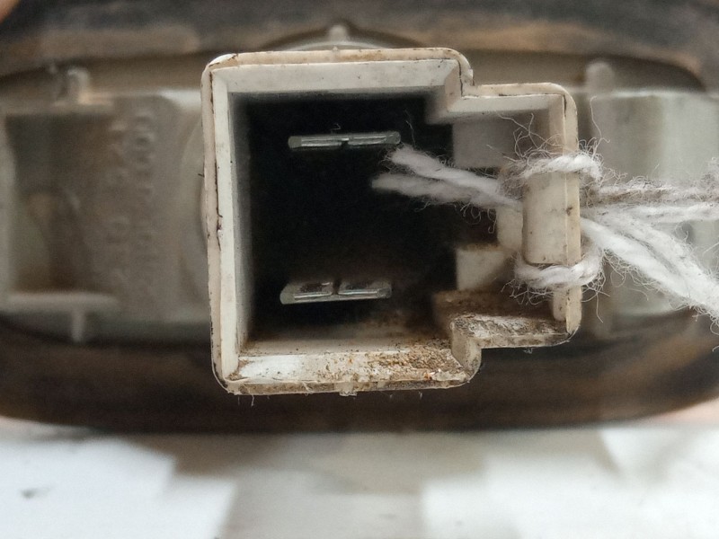 Recambio de intermitente lateral izquierdo para nissan primera (p11) 2.0 16v referencia OEM IAM   