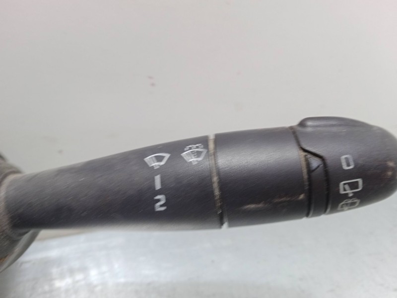 Recambio de mando luces para renault clio ii (bb_, cb_) 1.4 (b/cb0c, b/cb0s) referencia OEM IAM   