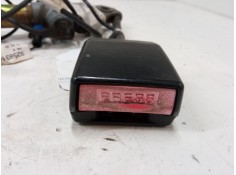 Recambio de anclaje cinturon delantero izquierdo para renault megane i (ba0/1_) 1.9 dti (ba1u) referencia OEM IAM    2