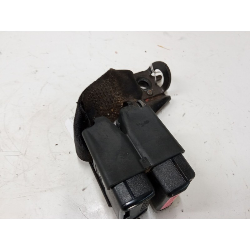 Recambio de anclaje cinturon trasero derecho para renault megane i (ba0/1_) 1.9 dti (ba1u) referencia OEM IAM   