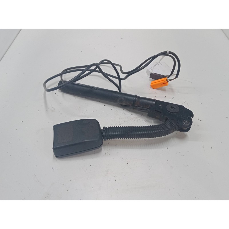 Recambio de anclaje cinturon delantero izquierdo para ford focus c-max (dm2) 1.6 tdci referencia OEM IAM   