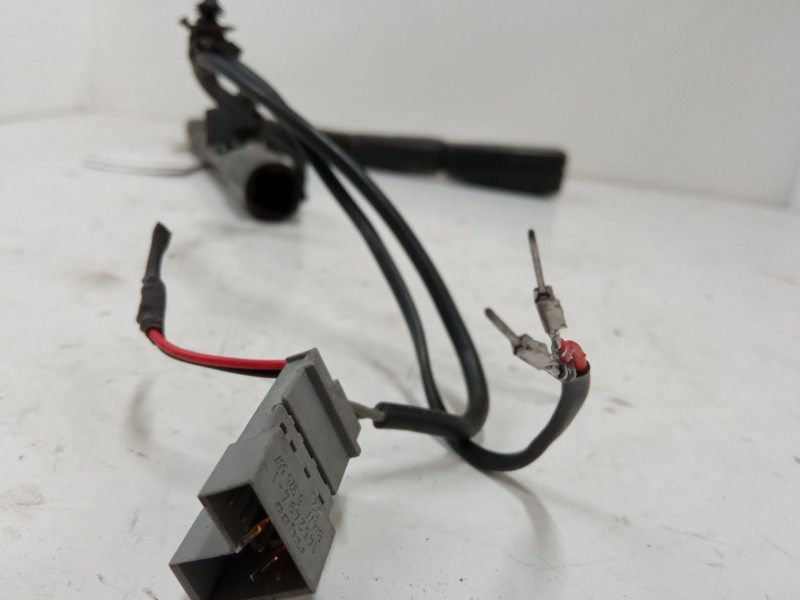 Recambio de anclaje cinturon delantero derecho para bmw 3 (e90) 320 i referencia OEM IAM   