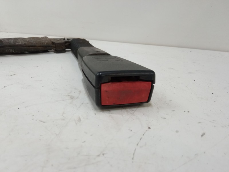 Recambio de anclaje cinturon delantero derecho para bmw 3 (e90) 320 i referencia OEM IAM   