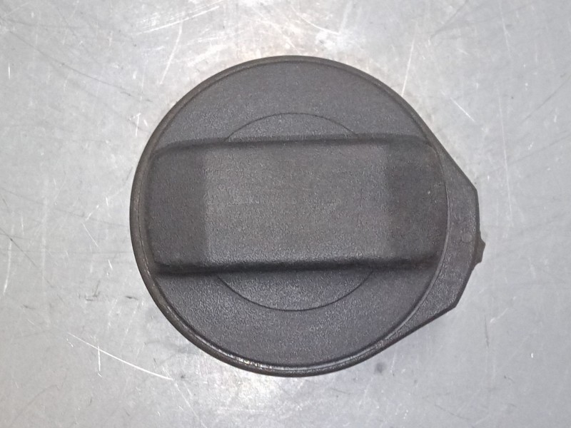 Recambio de tapon combustible para volkswagen touareg (7la, 7l6, 7l7) 2.5 r5 tdi referencia OEM IAM   