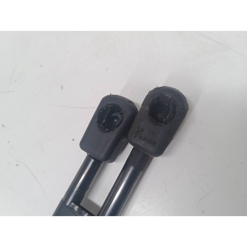 Recambio de amortiguadores malet/porton para renault megane ii (bm0/1_, cm0/1_) 1.5 dci (bm02, bm13, bm2a, cm02, cm13) referenci