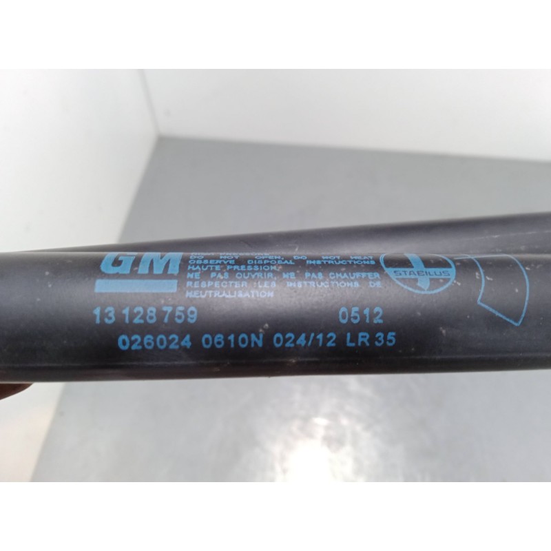 Recambio de amortiguadores maletero / porton para opel zafira / zafira family b (a05) 1.6 (m75) referencia OEM IAM   