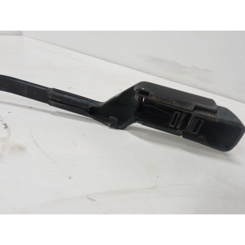 Recambio de brazo limpia delantero derecho para citroën c4 ii (nc_) 1.6 bluehdi 100 referencia OEM IAM   