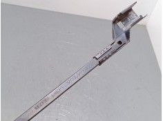 Recambio de brazo limpia delantero derecho para volvo c30 (533) 1.6 d referencia OEM IAM    2