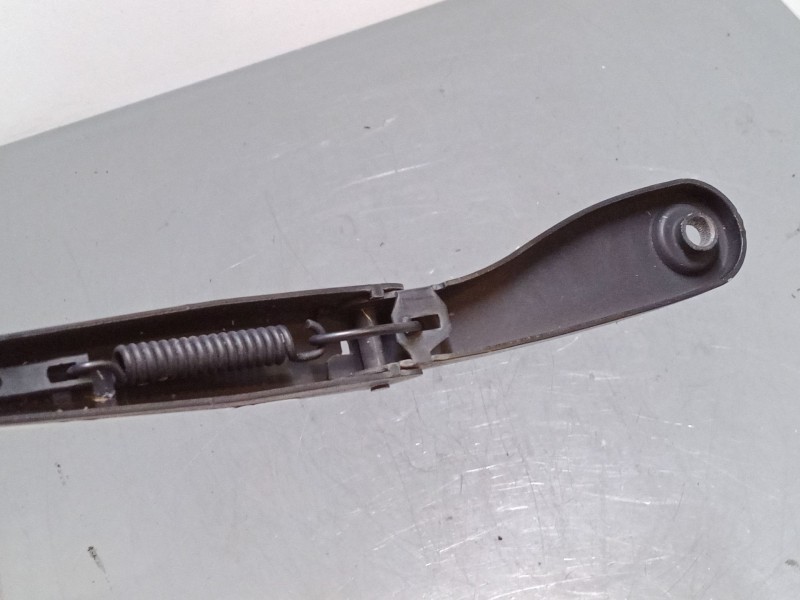 Recambio de brazo limpia delantero derecho para volvo c30 (533) 1.6 d referencia OEM IAM   