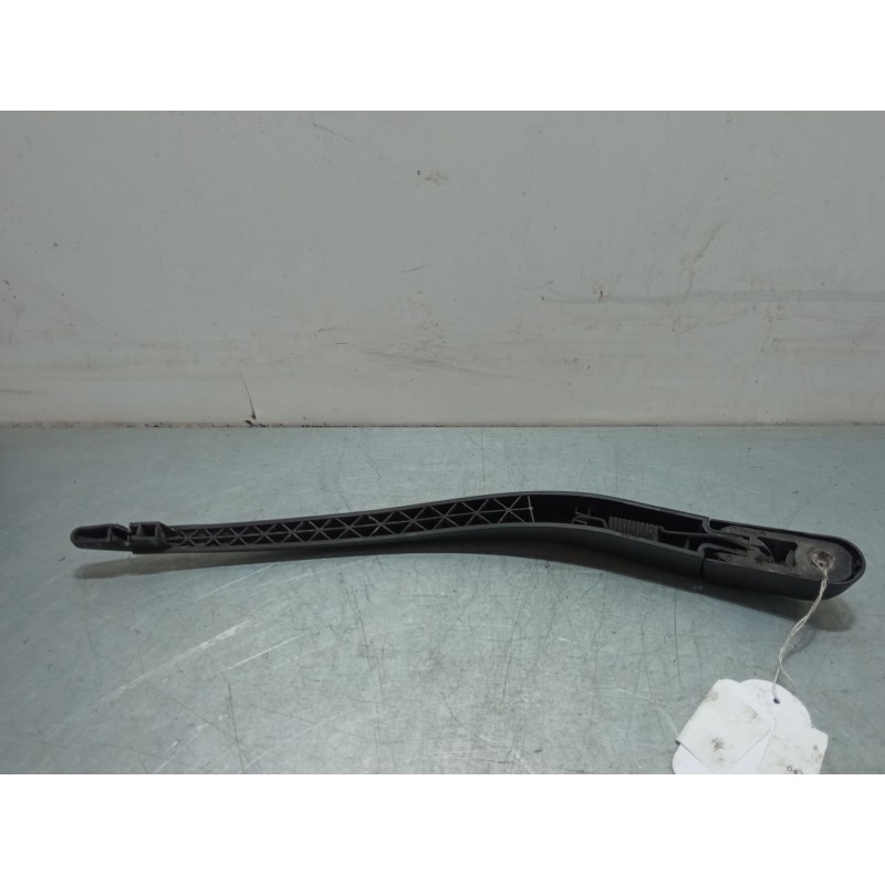Recambio de brazo limpia trasero para opel zafira a monospace (t98) 2.0 dti 16v (f75) referencia OEM IAM   