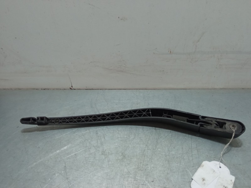 Recambio de brazo limpia trasero para opel zafira a monospace (t98) 2.0 dti 16v (f75) referencia OEM IAM   