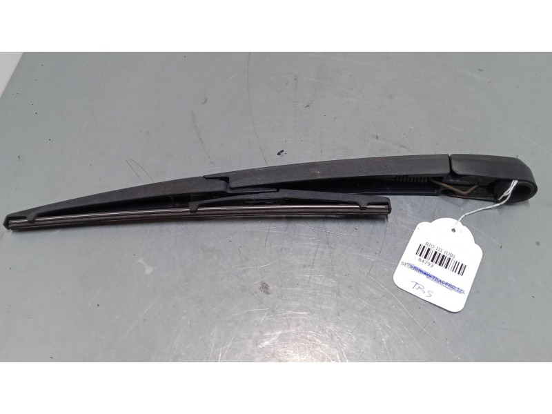 Recambio de brazo limpia trasero para kia rio iii (ub) 1.1 crdi referencia OEM IAM   