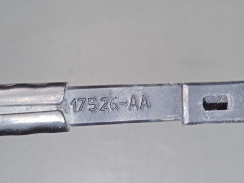 Recambio de brazo limpia trasero para ford focus c-max (dm2) 1.6 tdci referencia OEM IAM   