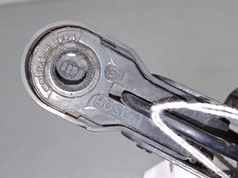 Recambio de brazo limpia trasero para ford focus c-max (dm2) 1.6 tdci referencia OEM IAM   