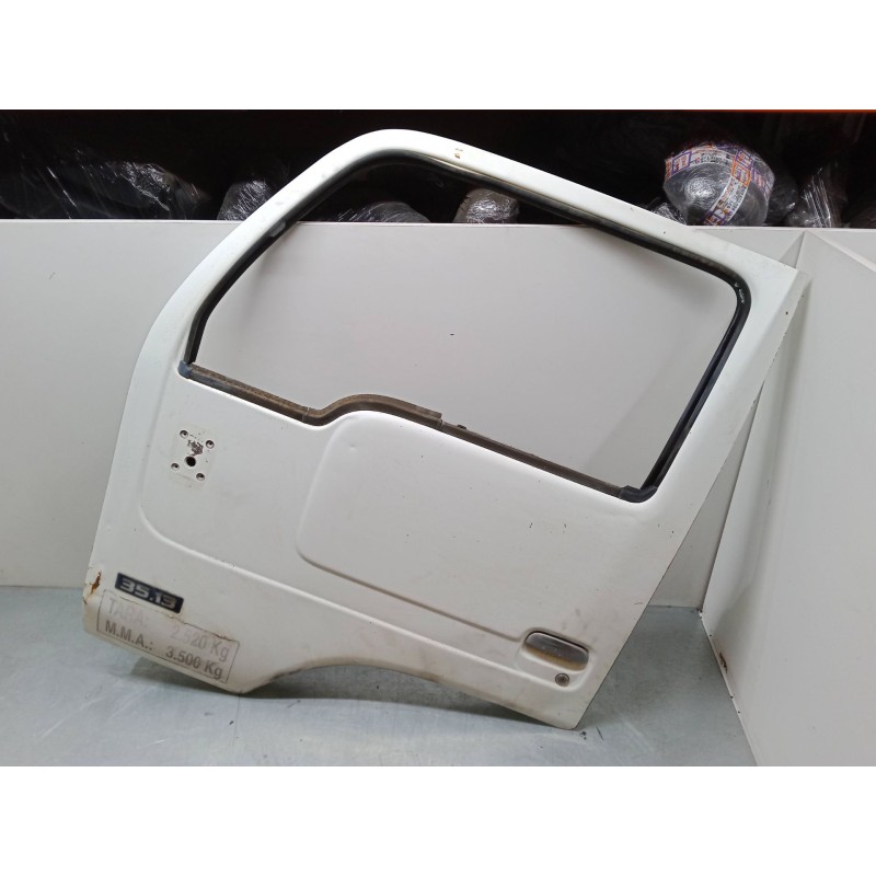 Recambio de puerta delantera izquierda para nissan cabstar e (tl_, vl_) 105.35, 110.35, 110.45 (tl0) referencia OEM IAM   