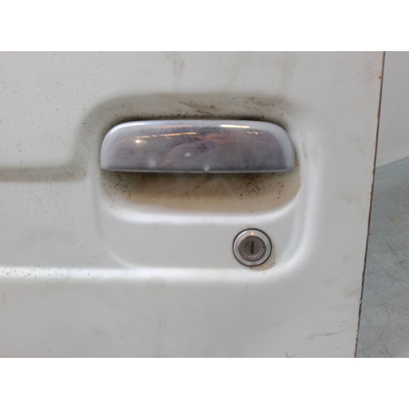 Recambio de puerta delantera izquierda para nissan cabstar e (tl_, vl_) 105.35, 110.35, 110.45 (tl0) referencia OEM IAM   